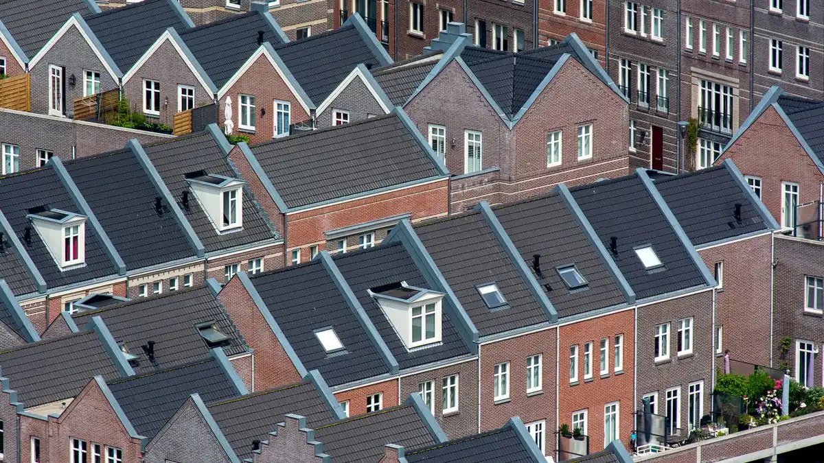 Zoning Amnesty and the Building Registration Certificate — Conditions and Consequences