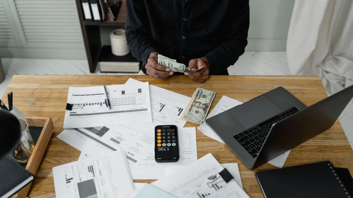 Severance Pay — Conditions, Calculation and Entitlement (2026)